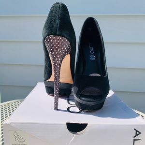 Aldo peep toe sandals